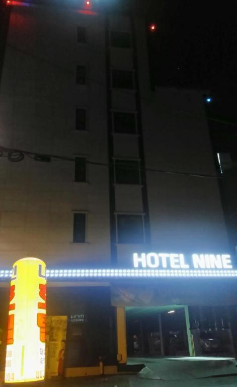 אינצ'ון Nine Hotel מראה חיצוני תמונה